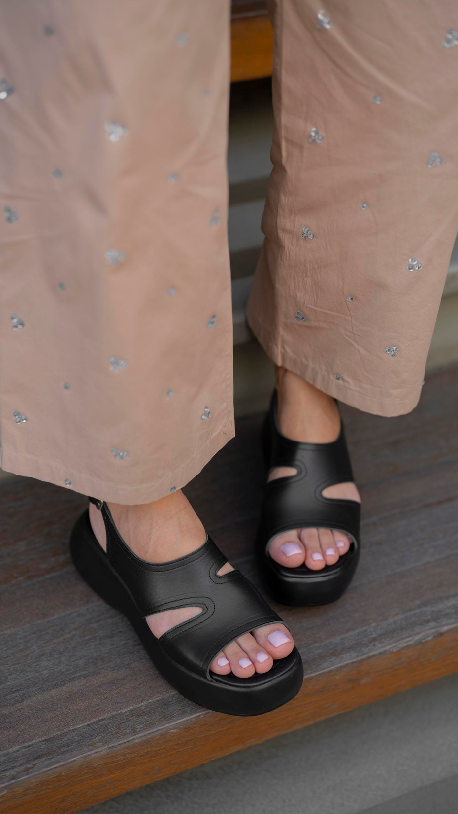 Fahari Siyah   Hakiki Deri Kadın   Sandalet