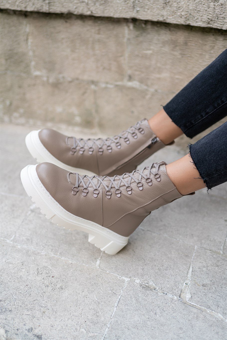 Kayla Vizon Deri   Postal   Bot