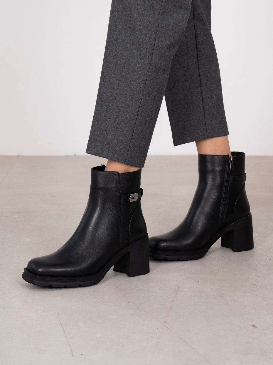 Kreya Siyah Hakiki Deri Kadın Bot