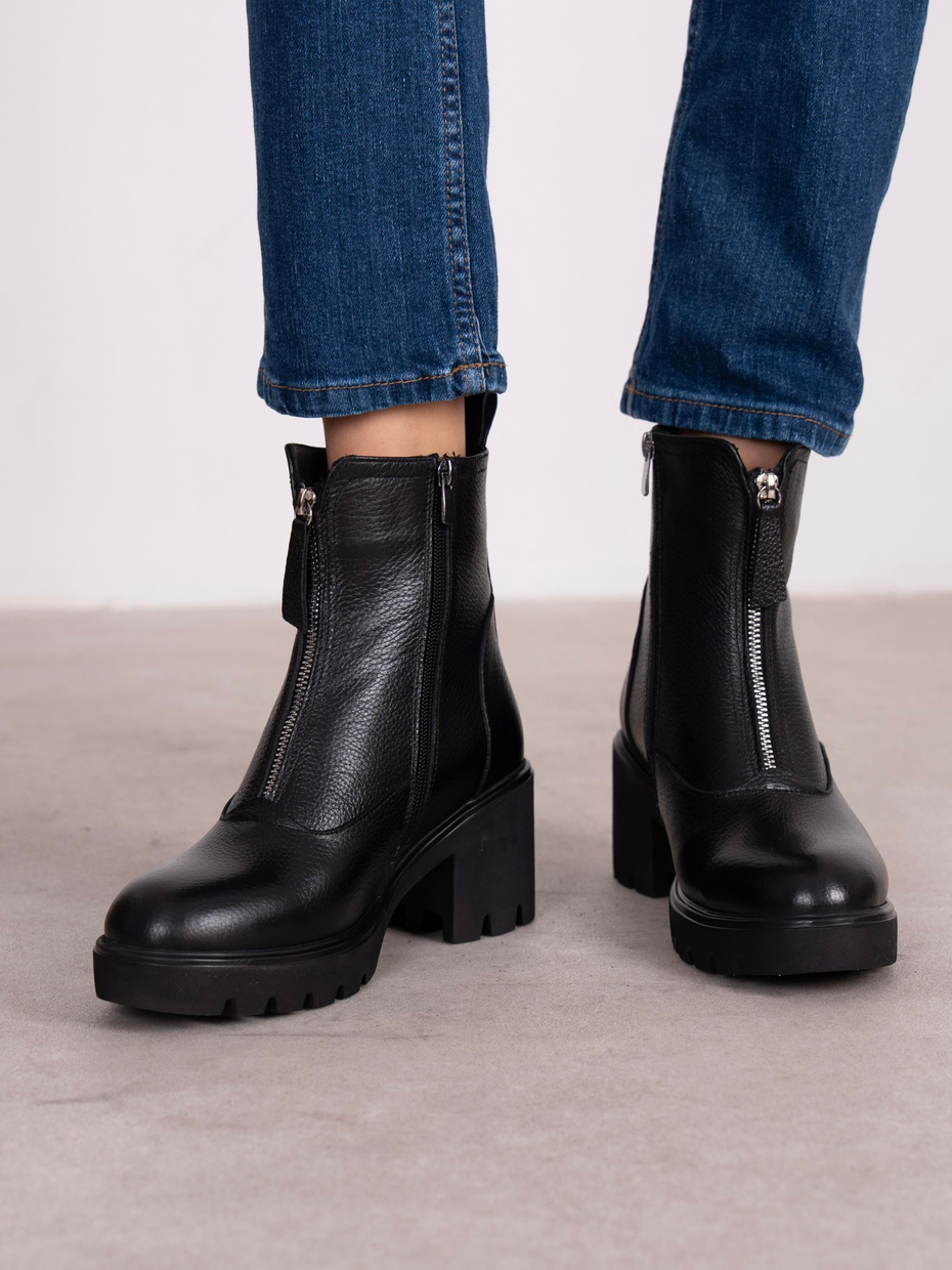 Kristina Siyah Hakiki Deri Kadın Bot