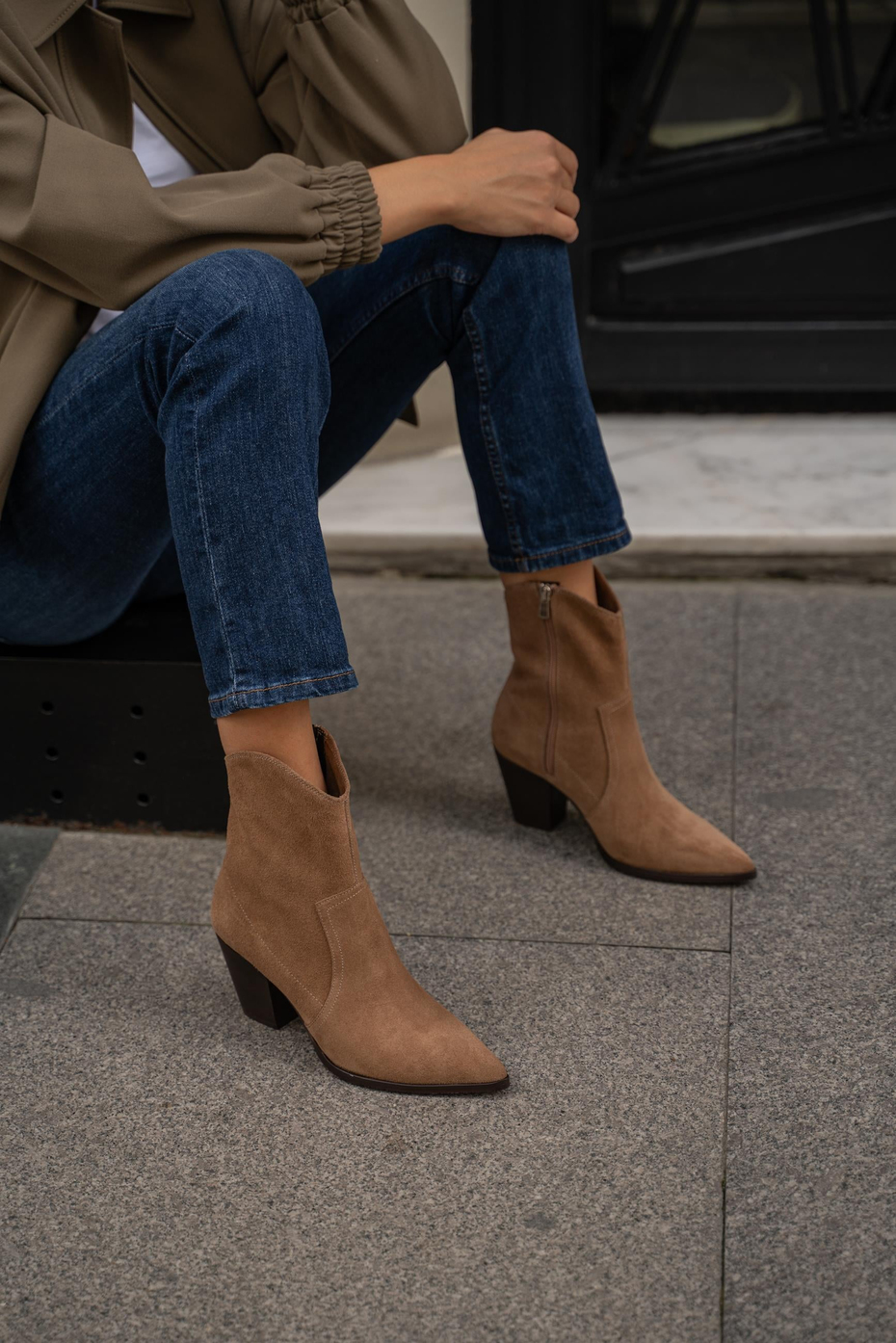 Larissa Camel Süet    Bot