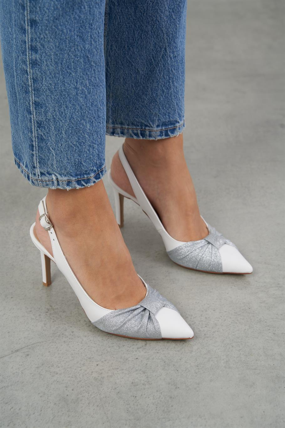 Maura Beyaz   Stiletto