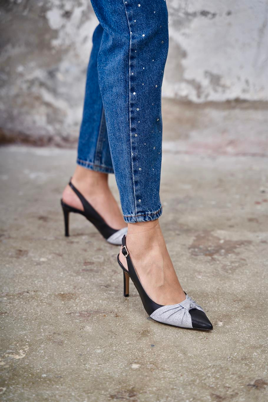 Maura Siyah   Stiletto