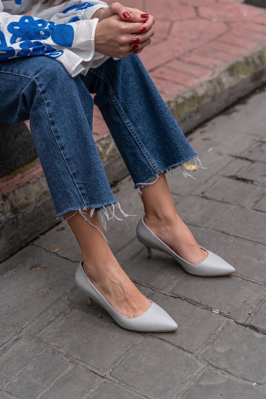 Nell Gri Deri   Stiletto