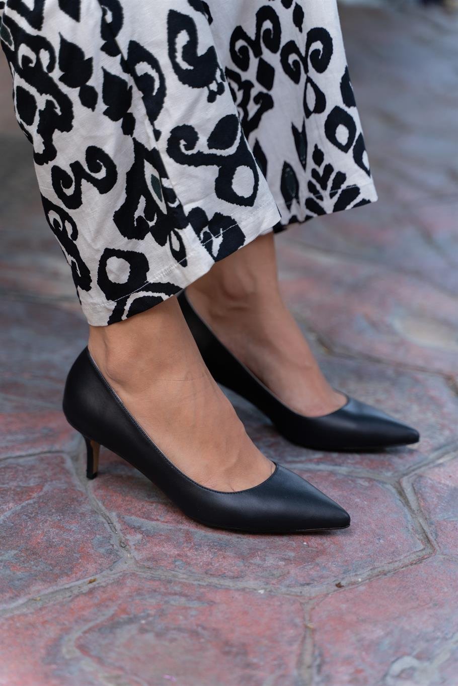 Nell Siyah Deri   Stiletto