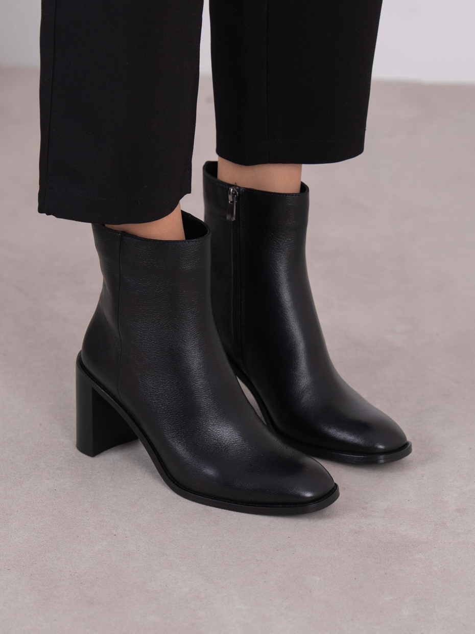 Odetta Siyah Hakiki Deri Kadın Bot