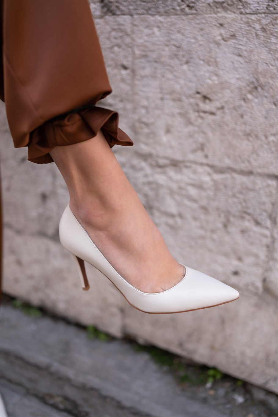 Pael Ekru Deri   Stiletto