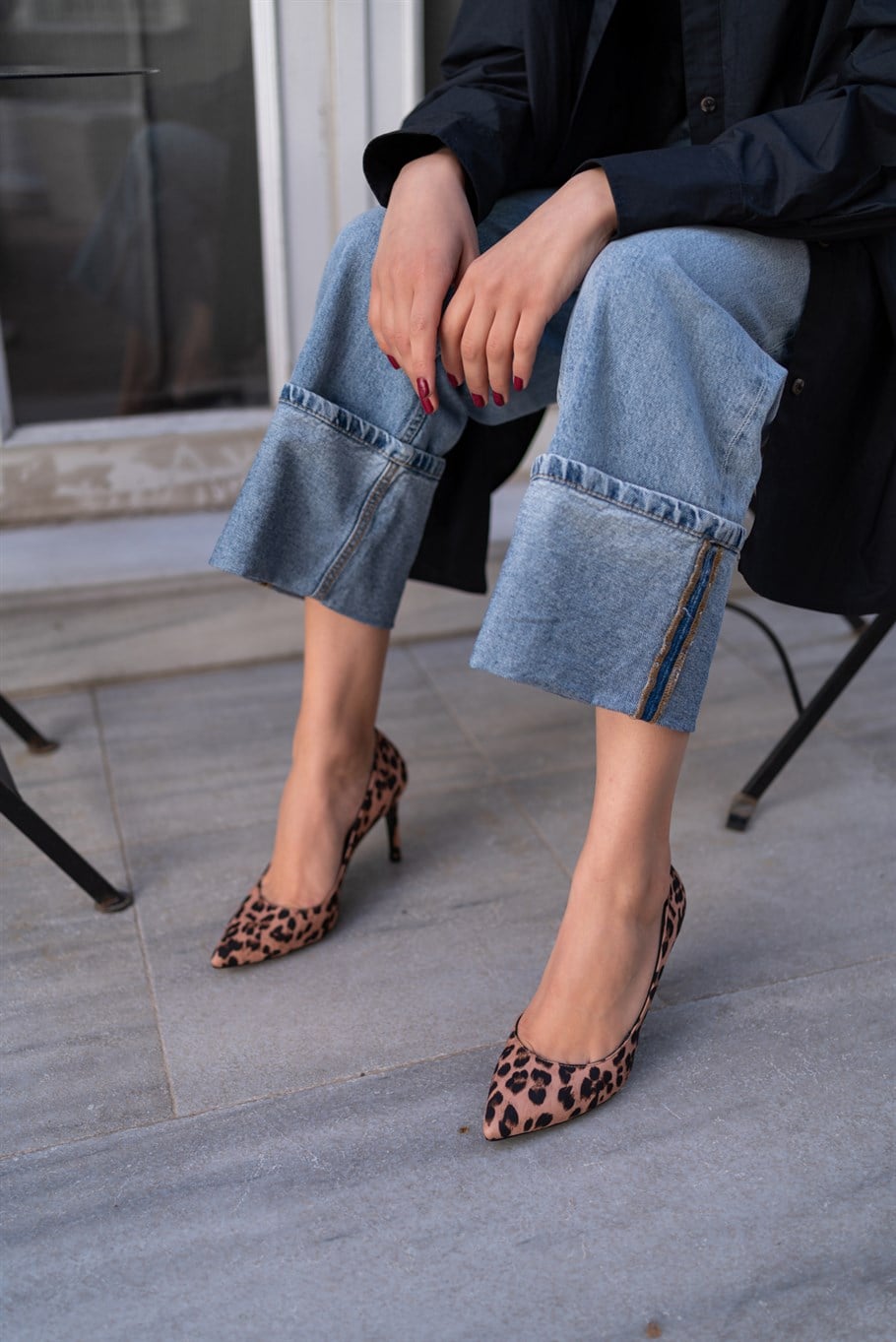 Pael Leopar   Stiletto