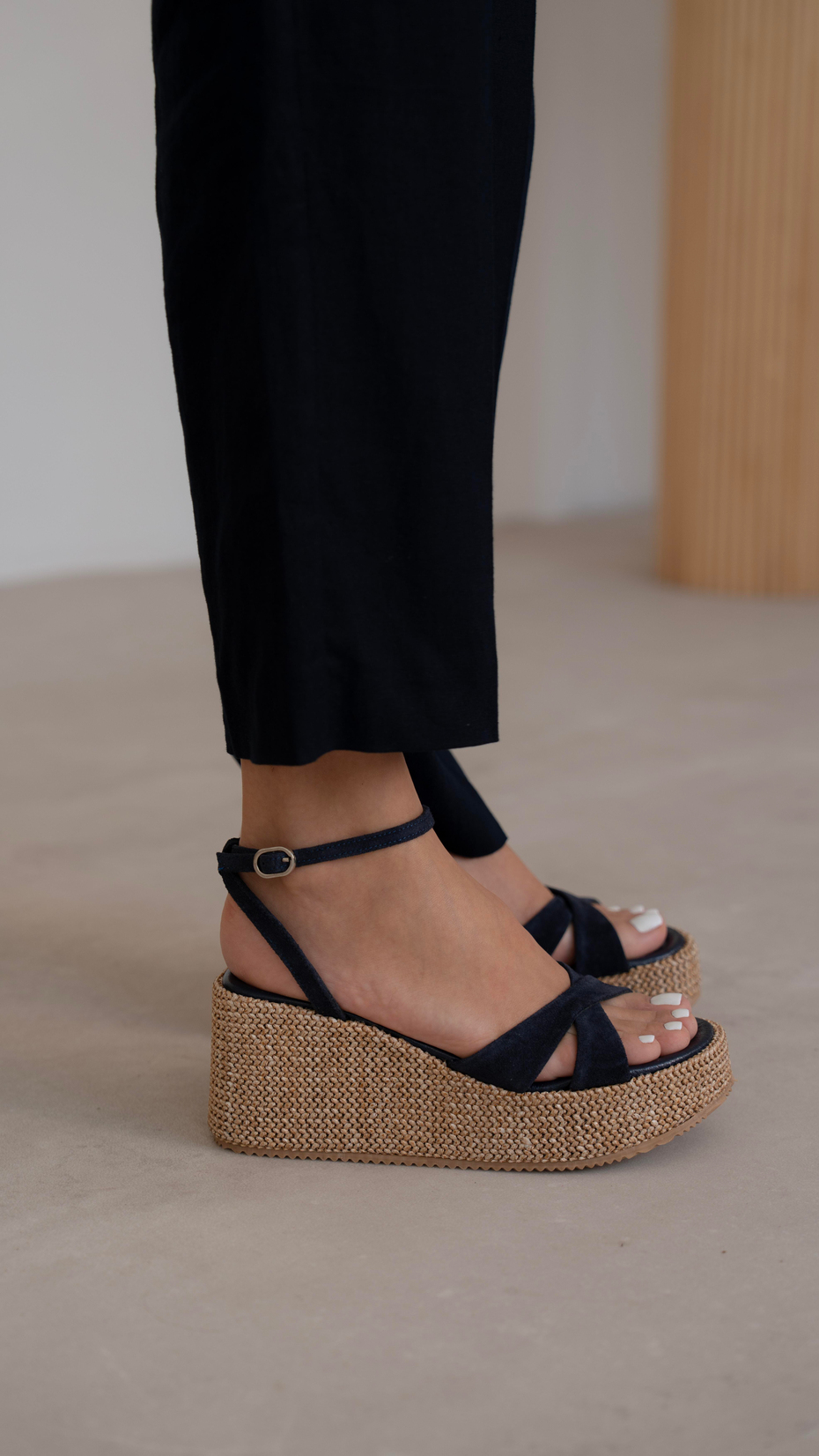 Pescare Lacivert Süet   Hakiki Deri   Sandalet