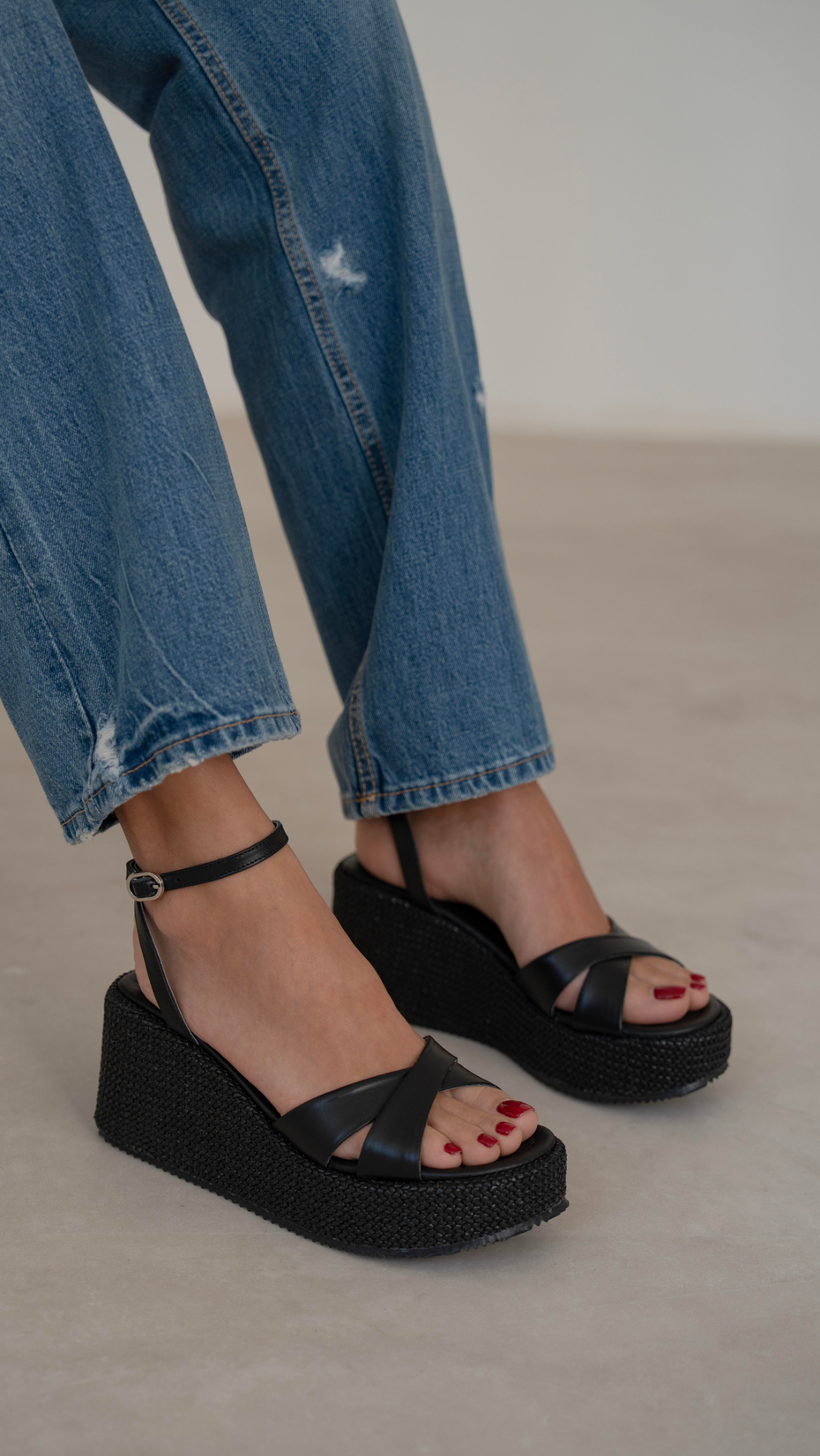 Pescare Siyah   Hakiki Deri   Sandalet