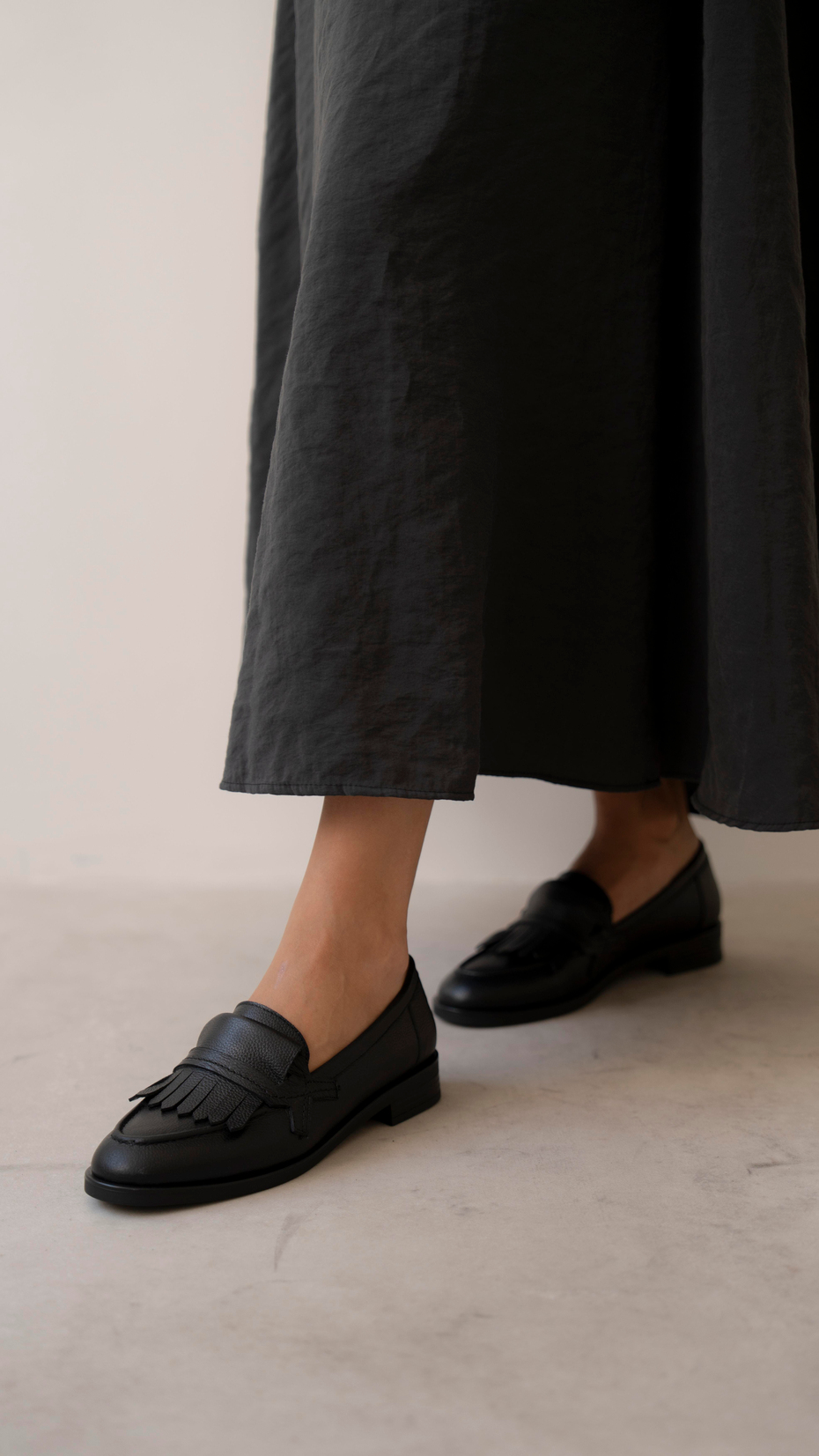 Poet Siyah Hakiki Deri Kadın Makosen Ayakkabı