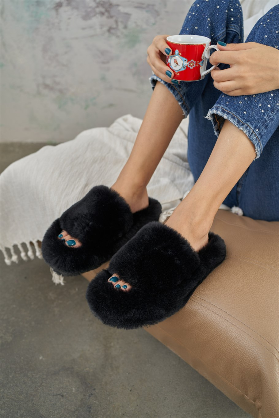 Puffy Siyah   Ev Terliği