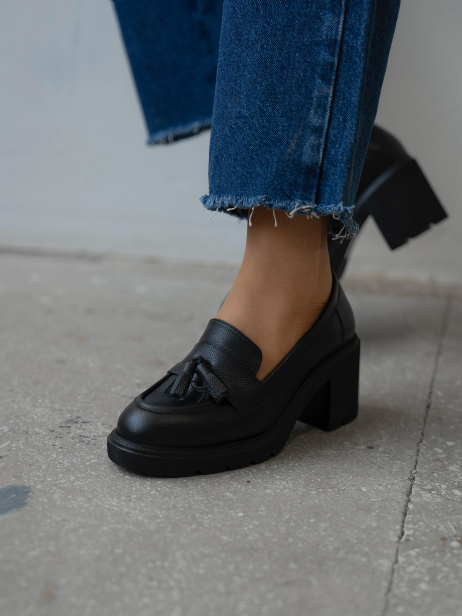 Rilsa Siyah Hakiki Deri Kadın Makosen Ayakkabı