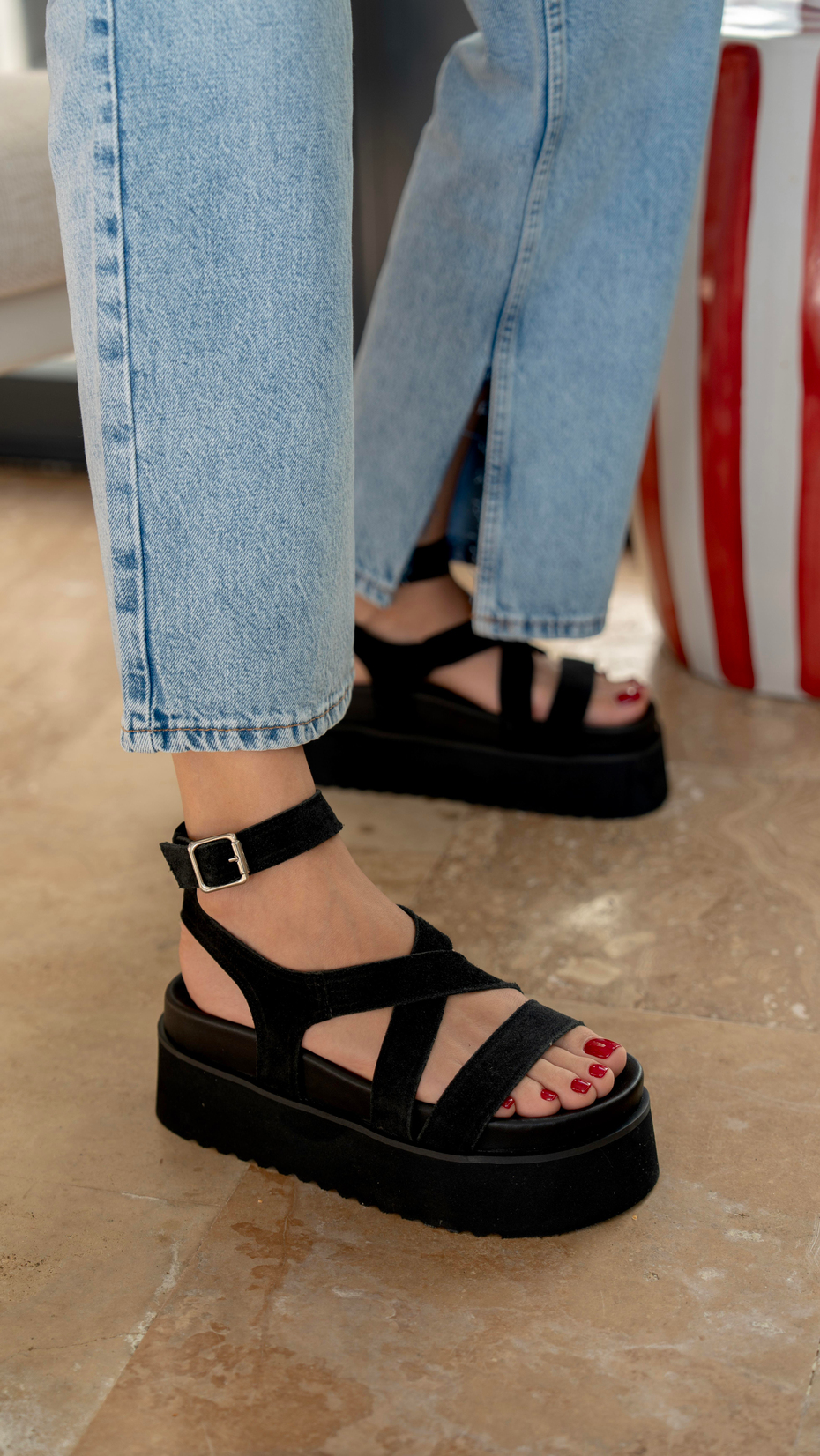 Rivers Siyah   Hakiki Deri   Sandalet