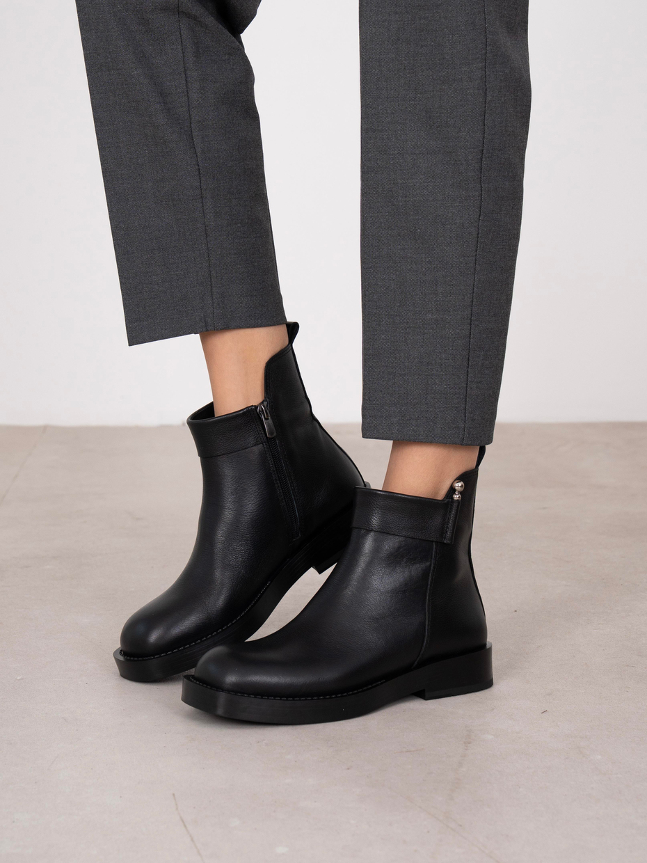 Ruth Siyah Hakiki Deri Kadın Bot