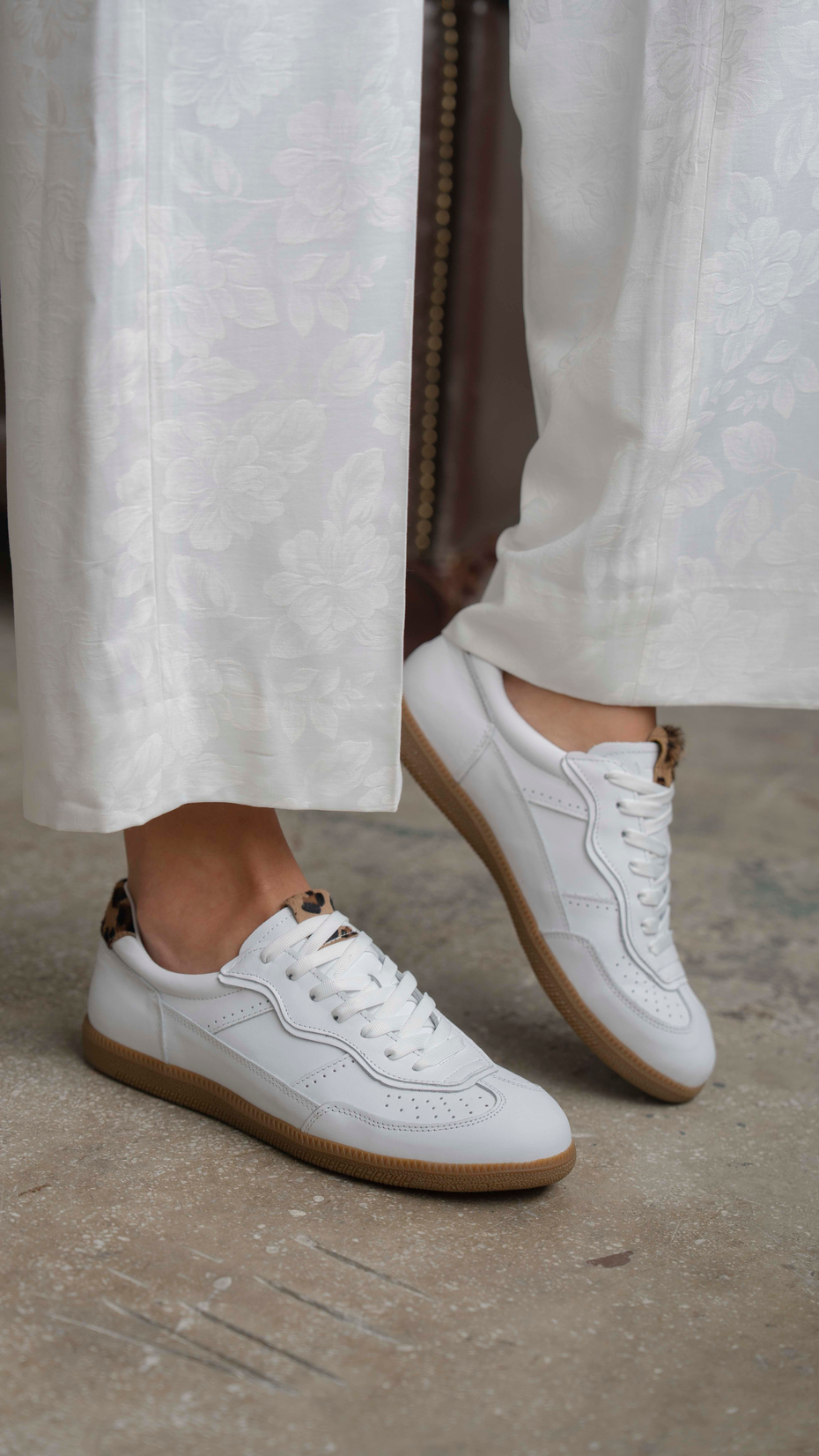 Solomon Beyaz-Leopar   Hakiki Deri Kadın   Spor Ayakkabı