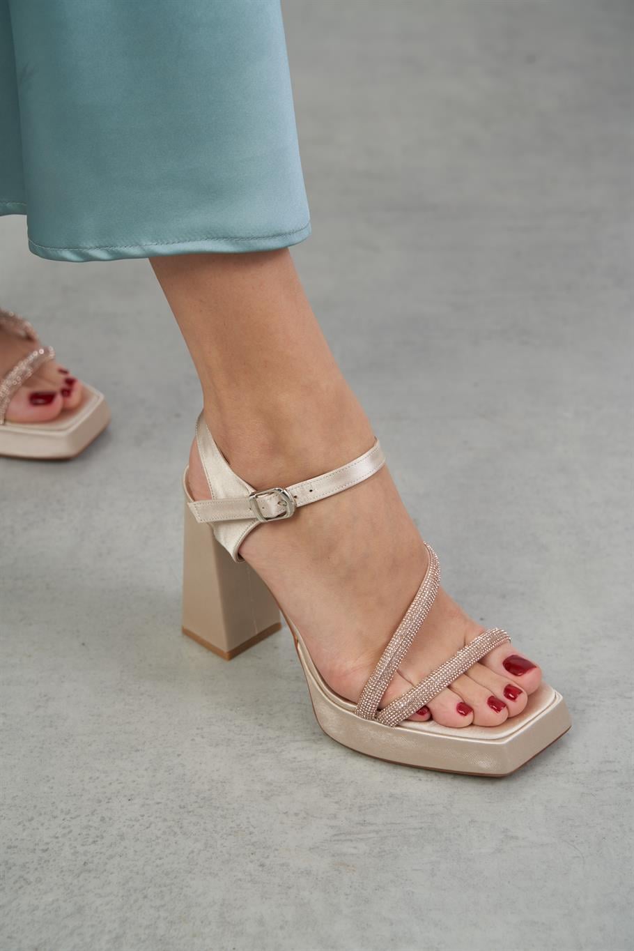 Vegas Bej Saten   Platform