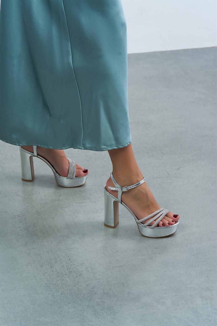 Virginia Lame   Kroko   Platform