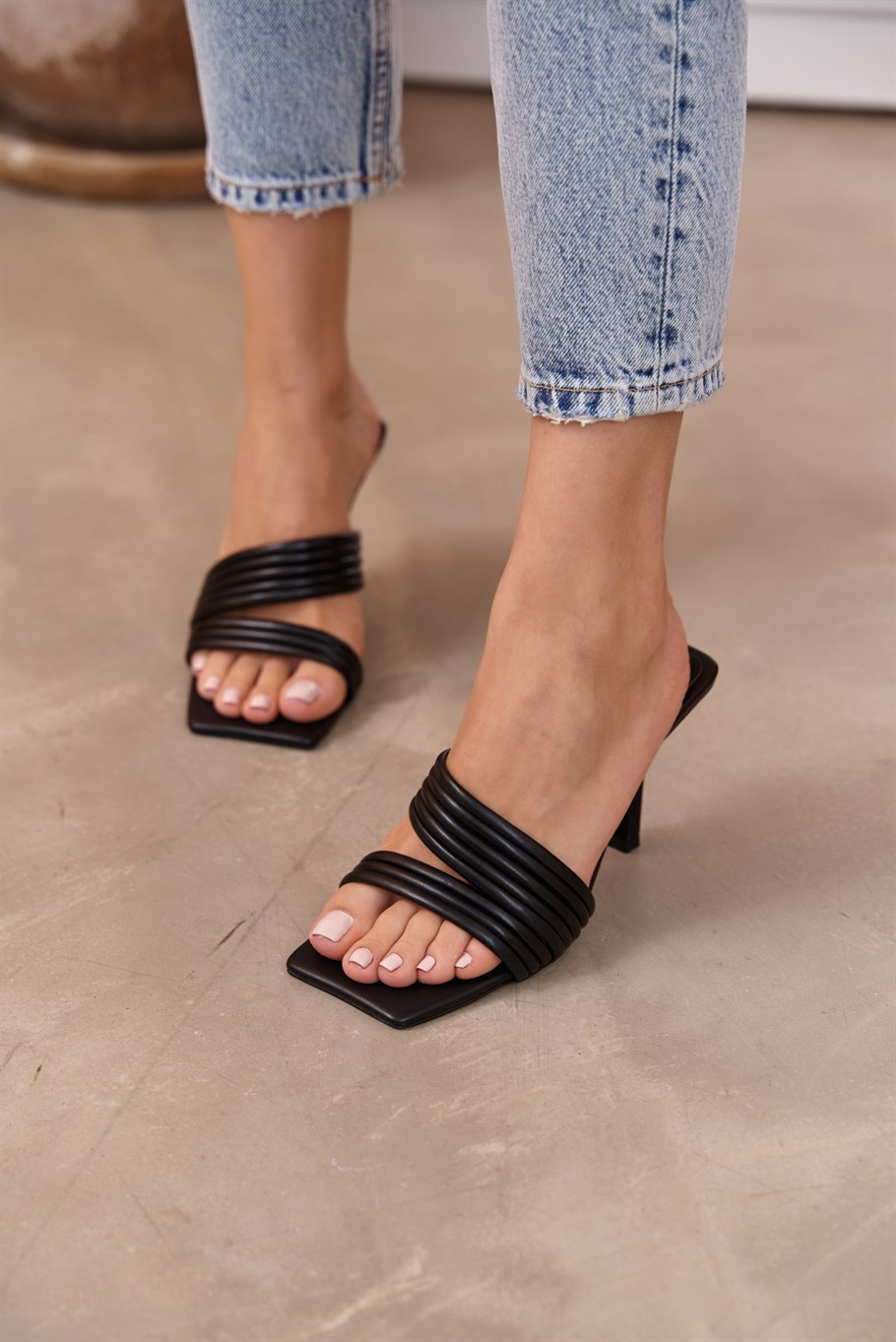 Vogue Siyah   Terlik