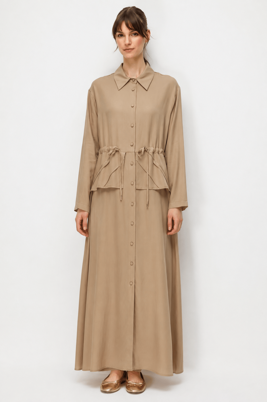Maxi-jurk/abaya van 100% natuurlijke LyoCELL maxi-jurk van zachte, gedrapeerde stof met handgemaakt patroon, ribbels en steentjesversiering - Bruin