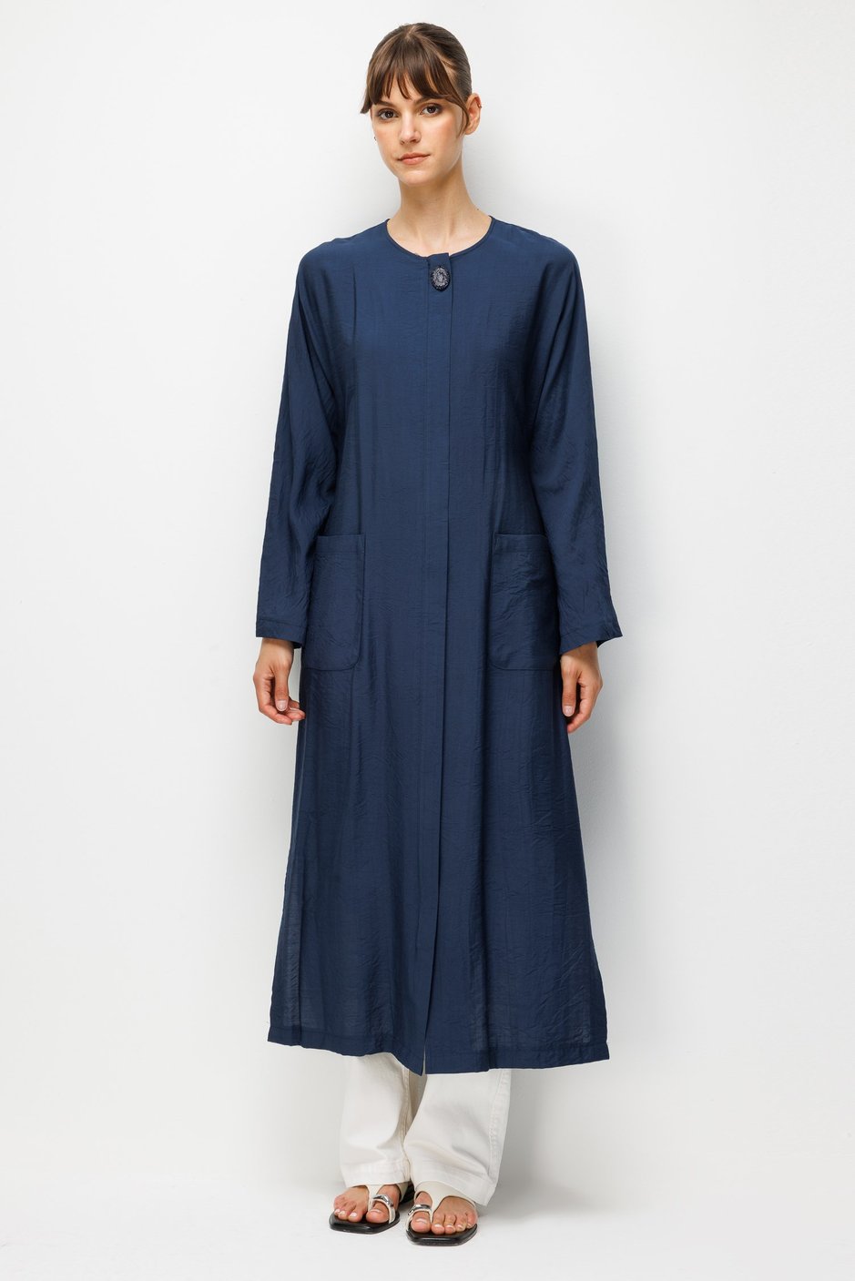 85% LyoCELL Eenvoudige en bijzondere abaya met plooien in de taille - Marineblauw
