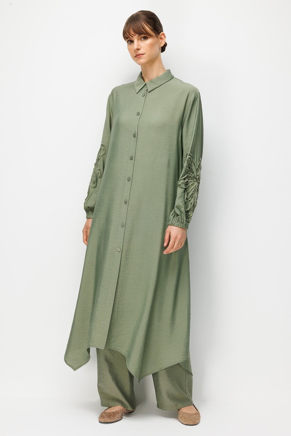 Goldy %85 LyoCELL Soft Kumaştan Kol El İşi İşleme Detaylı Zamansız Maxi Tunik Kap-Haki
