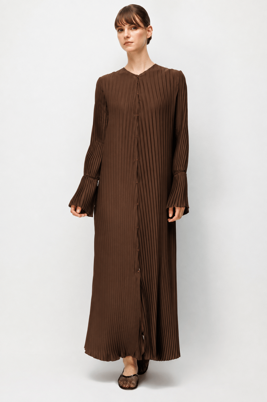 100% synthetische, gedrapeerde, volledig geplooide abaya met drukknoopsluiting aan de voorkant - Bruin