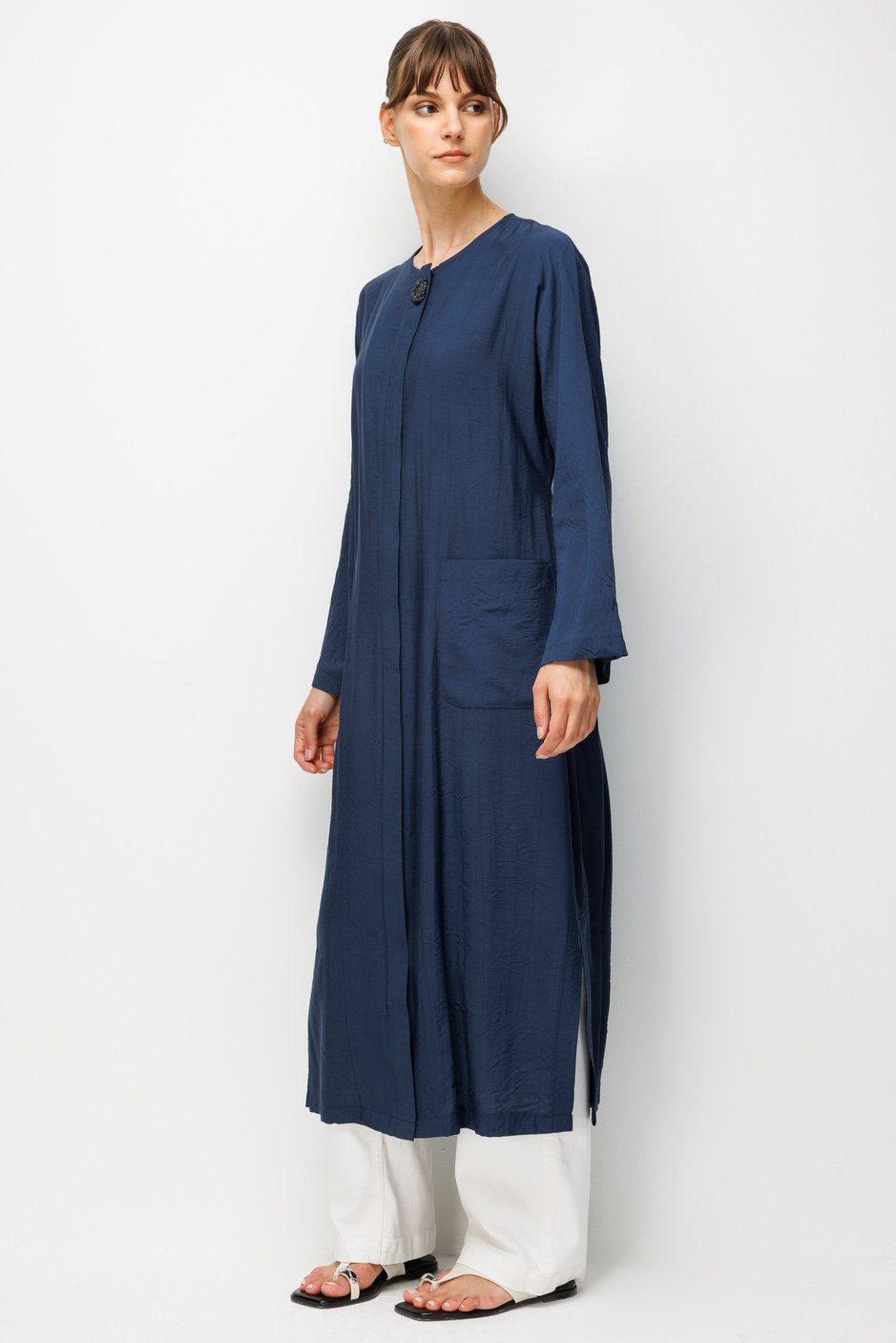 85% LyoCELL Eenvoudige en bijzondere abaya met plooien in de taille - Marineblauw