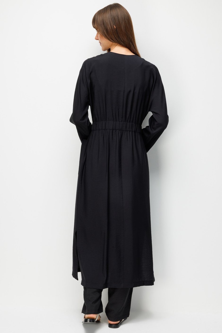85% LyoCELL Sadə və Xüsusi Bel Toplu Abaya - Qara