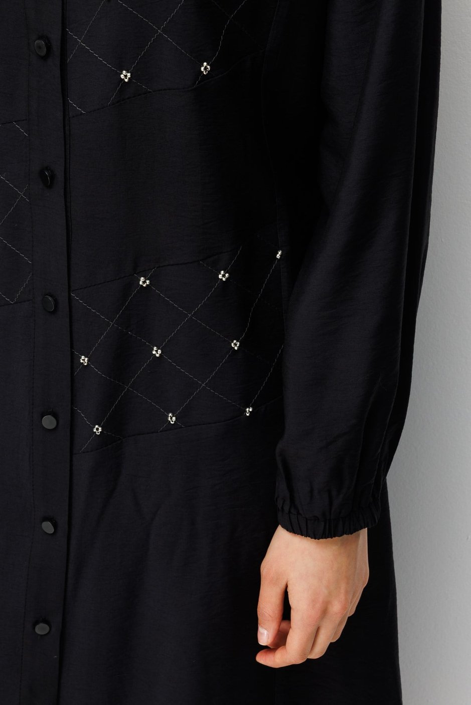 Goldy %85 LyoCELL Soft Kumaştan Elişi Nakış Detaylı Zamansız Pantalonlu Takım-Siyah