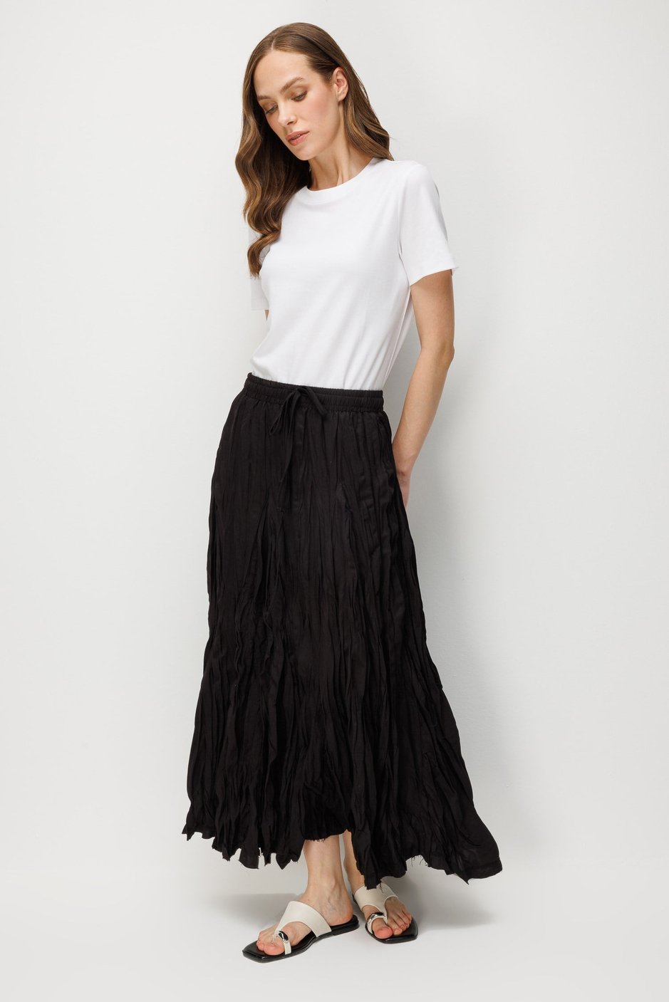 Kraş Tasarım Astarlı Zamansız İpekçe Etek-Siyah