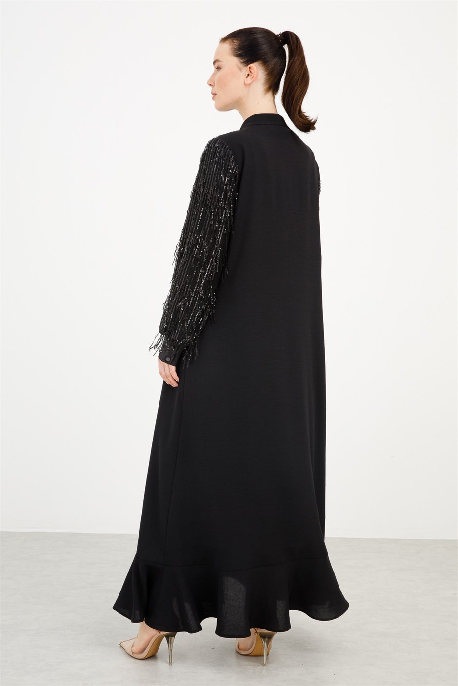 Özel Günlerin Vazgeçilmezi Pul İpli Ferace-Siyah