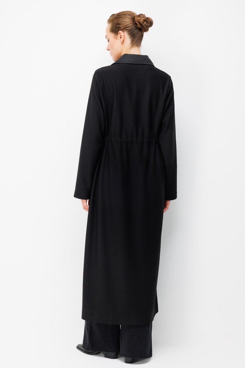 Sporty Chic İşlevsel Detaylı Özel Kumaş Zamansız Kap Trench-Siyah