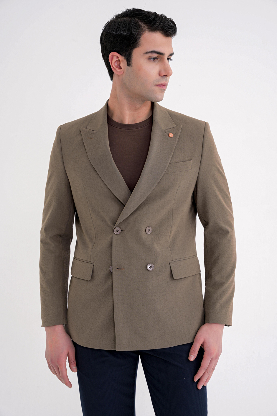 Comfort Fit Sivri Yaka Pamuklu Gofre Kumaş Kruvaze Tütün Ceket C 719