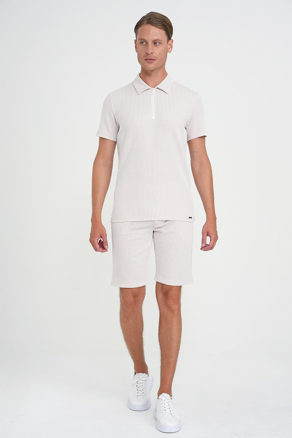 Comfort Fit %100 Pamuk Dikine Çizgili Fermuarlı Polo Yaka Bej Tişört TS 906