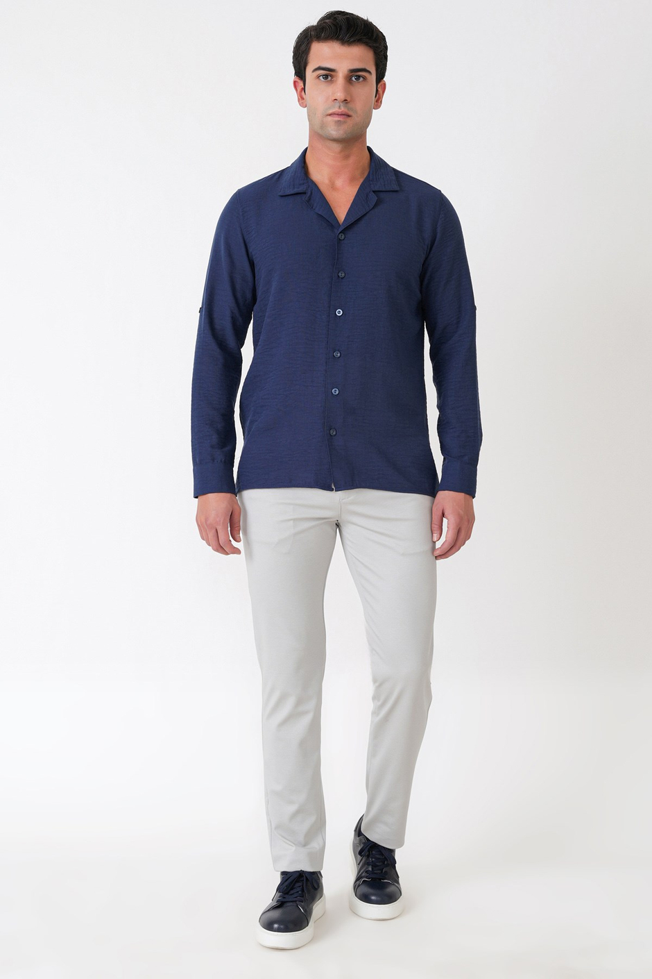 Comfort Fit Apaş Yaka Katlanabilir Kollu Lacivert Keten Gömlek G 1613