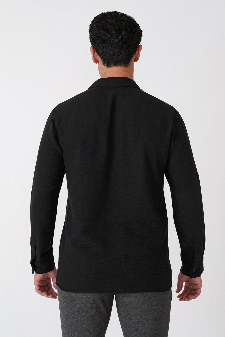 Comfort Fit Apaş Yaka Katlanabilir Kollu Siyah Keten Gömlek G 1613
