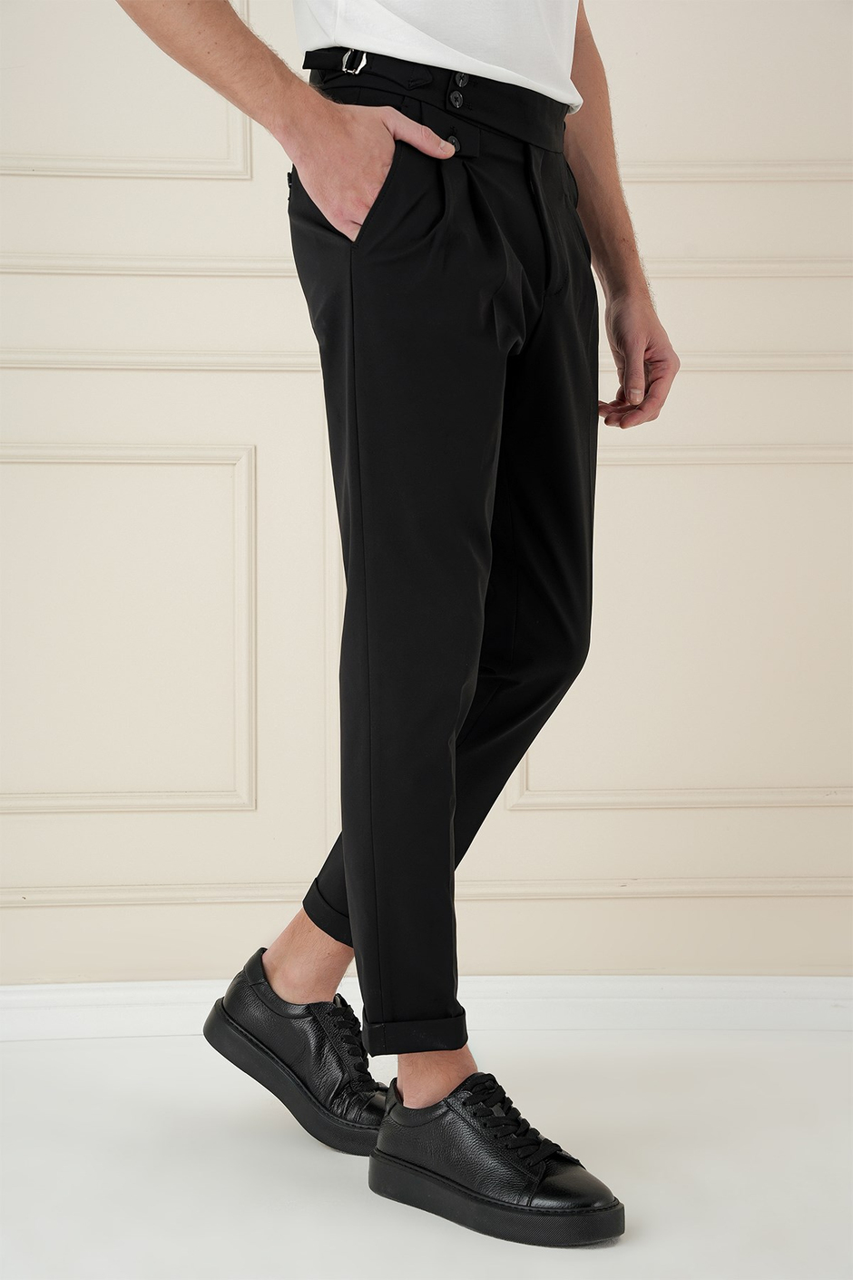 Comfort Fit Beli Tokalı Çift Pileli Siyah Jogger Pantolon P 1172