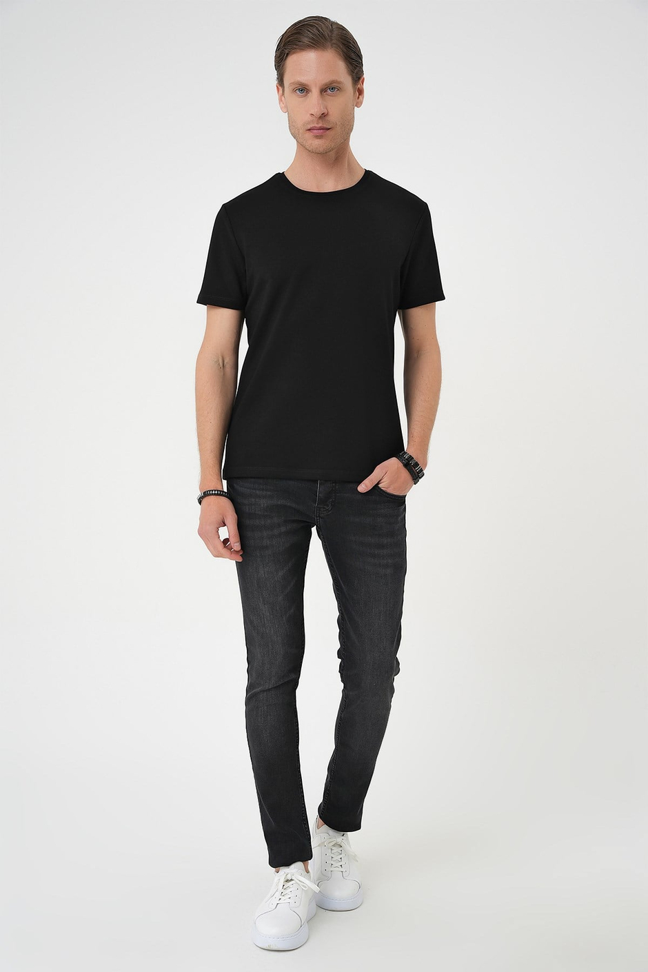 Comfort Fit Bisiklet Yaka %97 Esnek Pamuklu Siyah Tişört TS 885