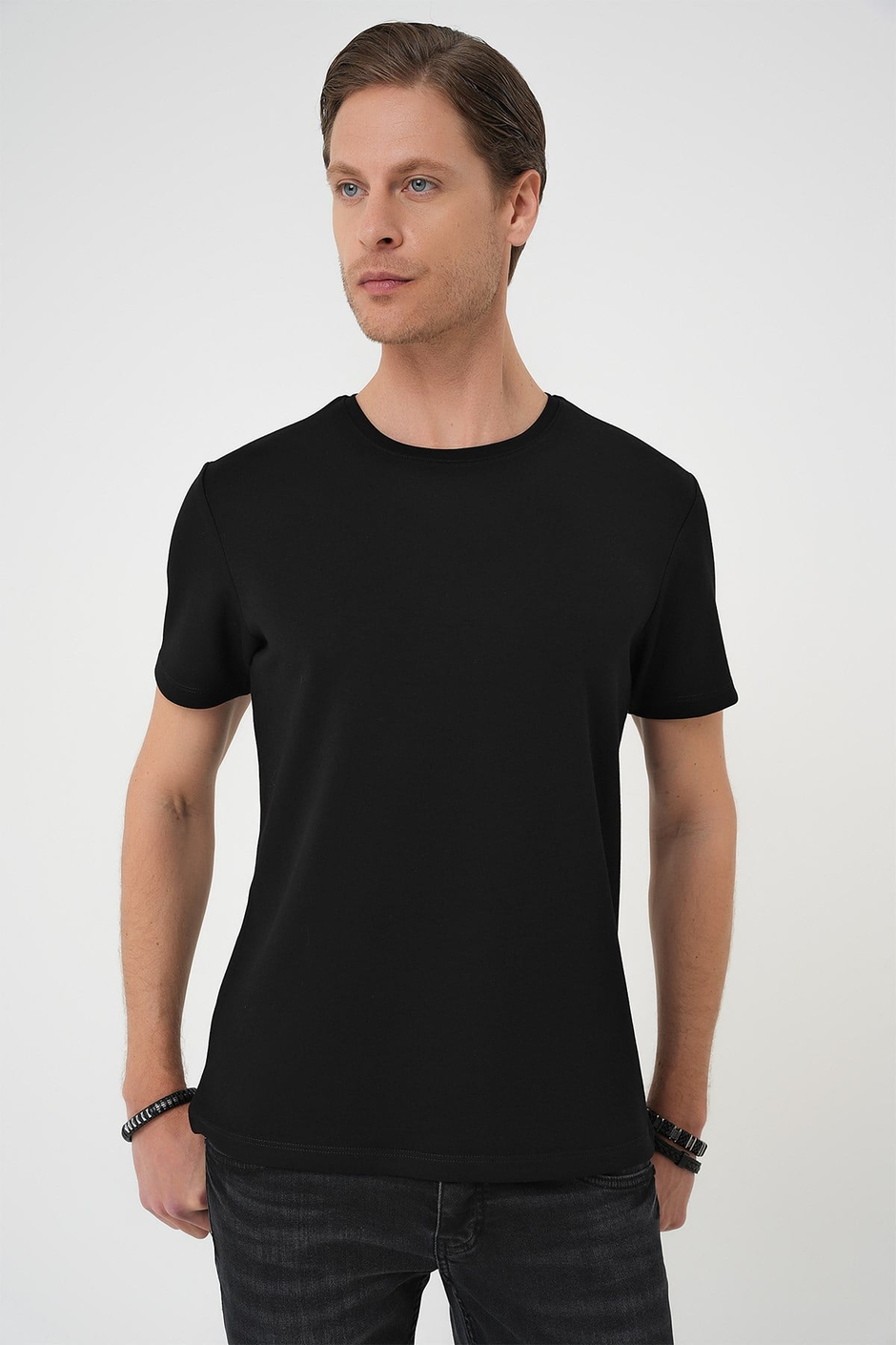 Comfort Fit Bisiklet Yaka %97 Esnek Pamuklu Siyah Tişört TS 885