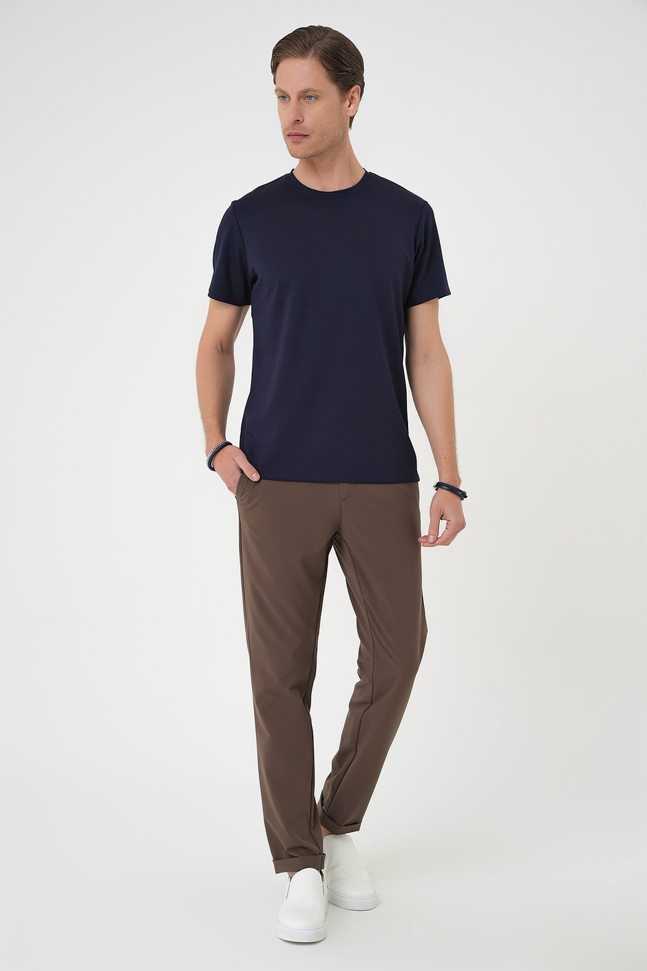 Comfort Fit Bisiklet Yaka %97 Esnek Pamuklu Koyu Lacivert Tişört TS 885