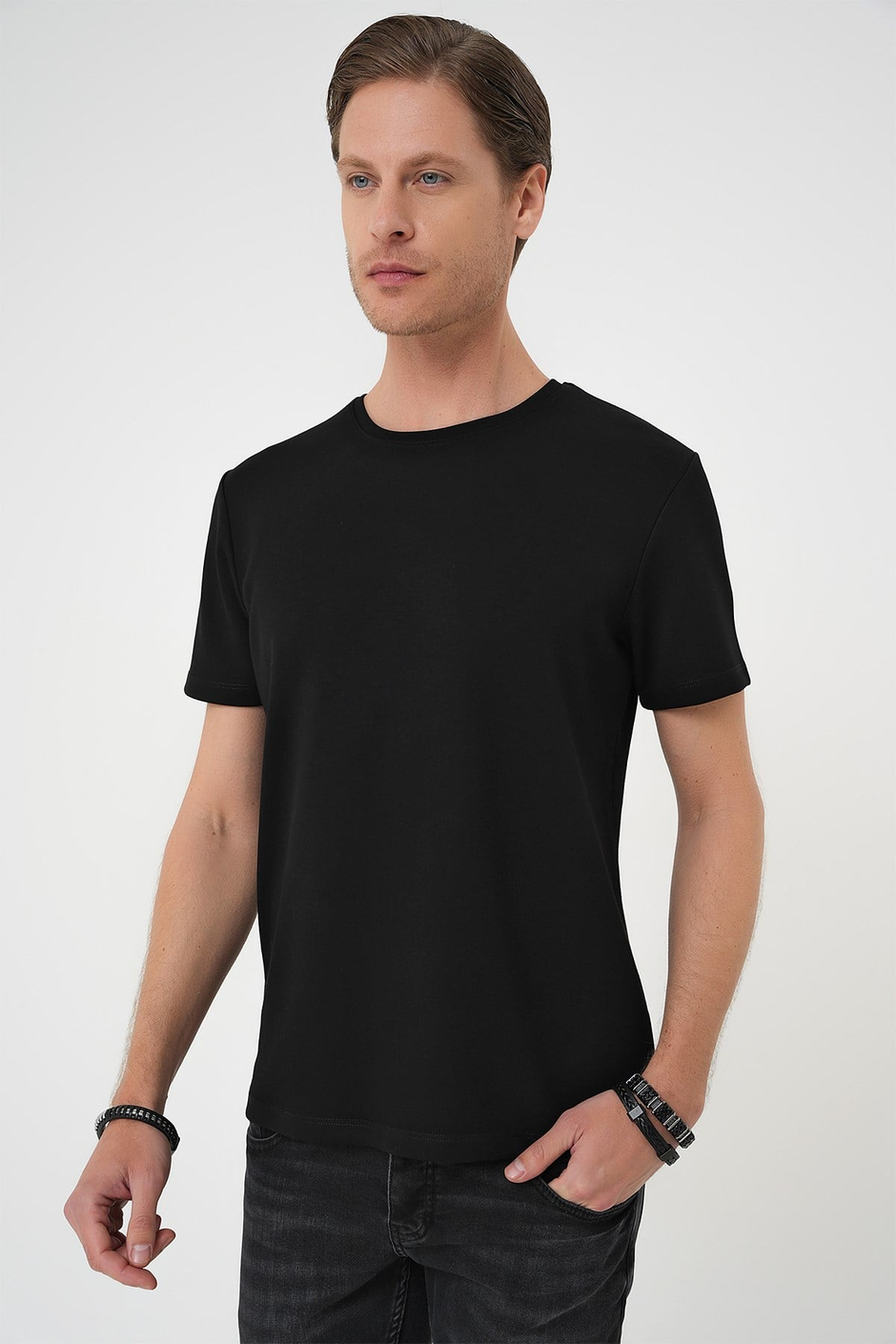 Comfort Fit Bisiklet Yaka %97 Esnek Pamuklu Siyah Tişört TS 885