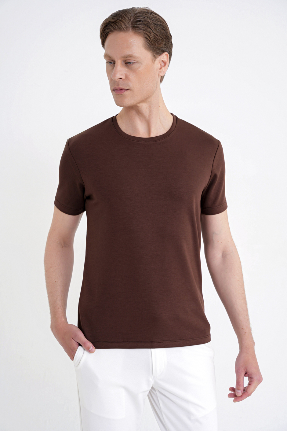 Comfort Fit Bisiklet Yaka %97 Esnek Pamuklu Kakao Tişört TS 885