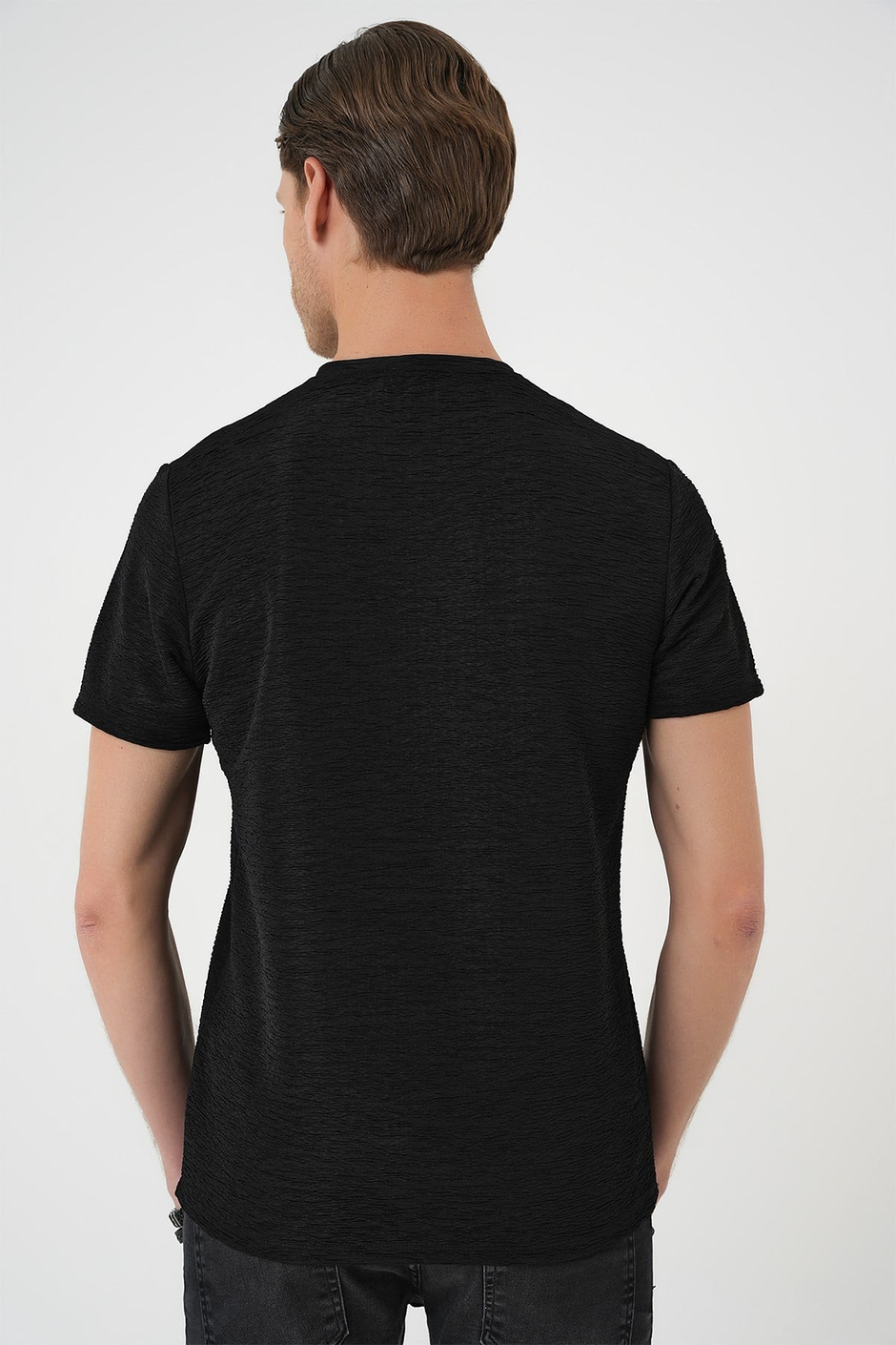 Comfort Fit Bisiklet Yaka Armürlü Dokulu Siyah Tişört TS 896