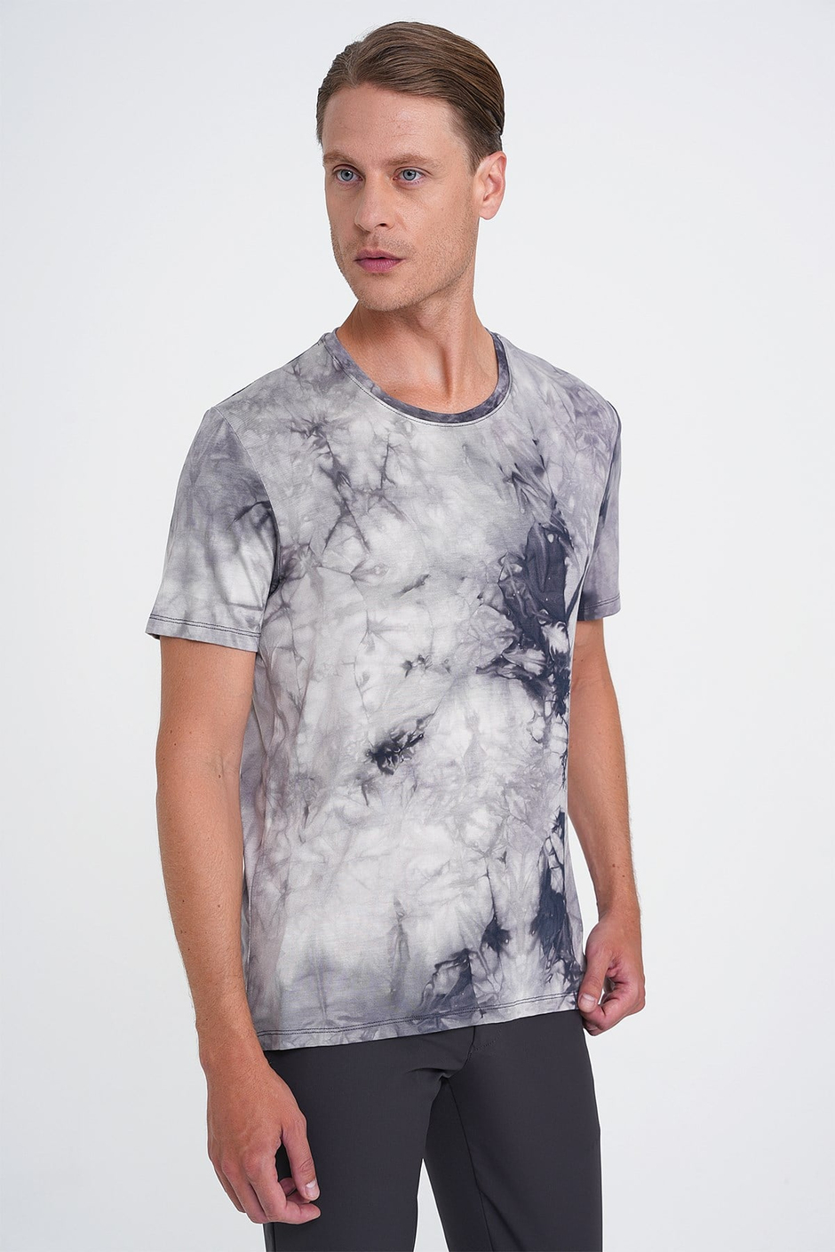 Comfort Fit Bisiklet Yaka Batik Desen Pamuklu Lacivert Tişört TS 914