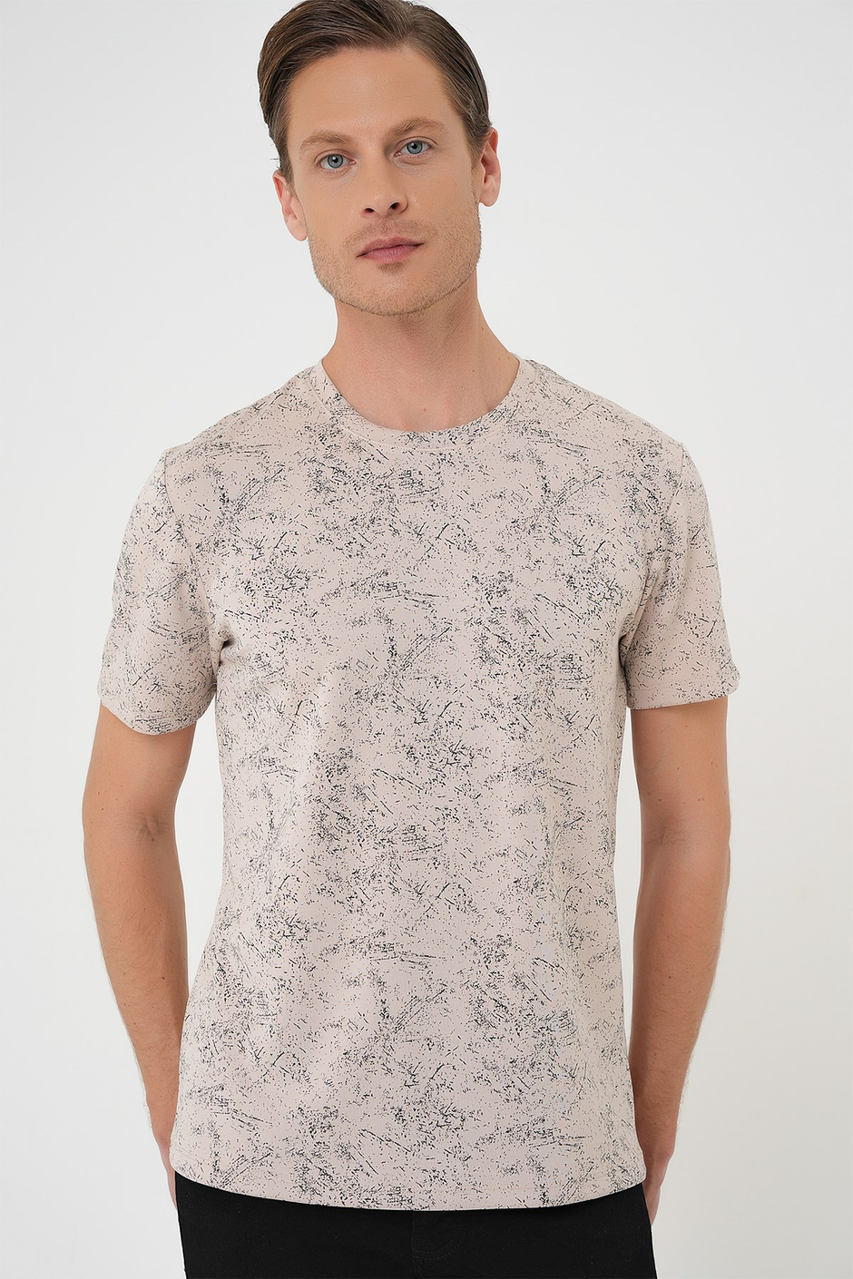 Comfort Fit Bisiklet Yaka Batik Görünümlü Esnek Pamuk Bej Tişört TS 905
