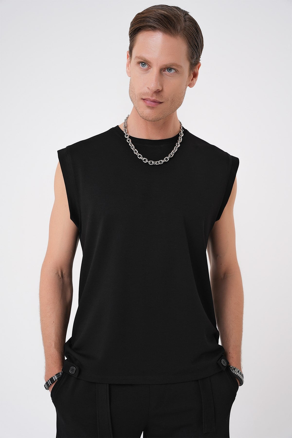 Comfort Fit Bisiklet Yaka Esnek Pamuk Kolsuz Spor Siyah Tişört TS 898