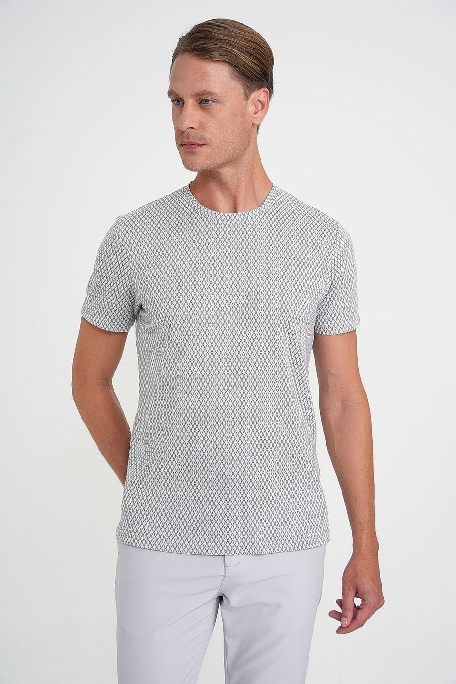 Comfort Fit Bisiklet Yaka Esnek Pamuklu Baklava Desen Gri Tişört TS 908