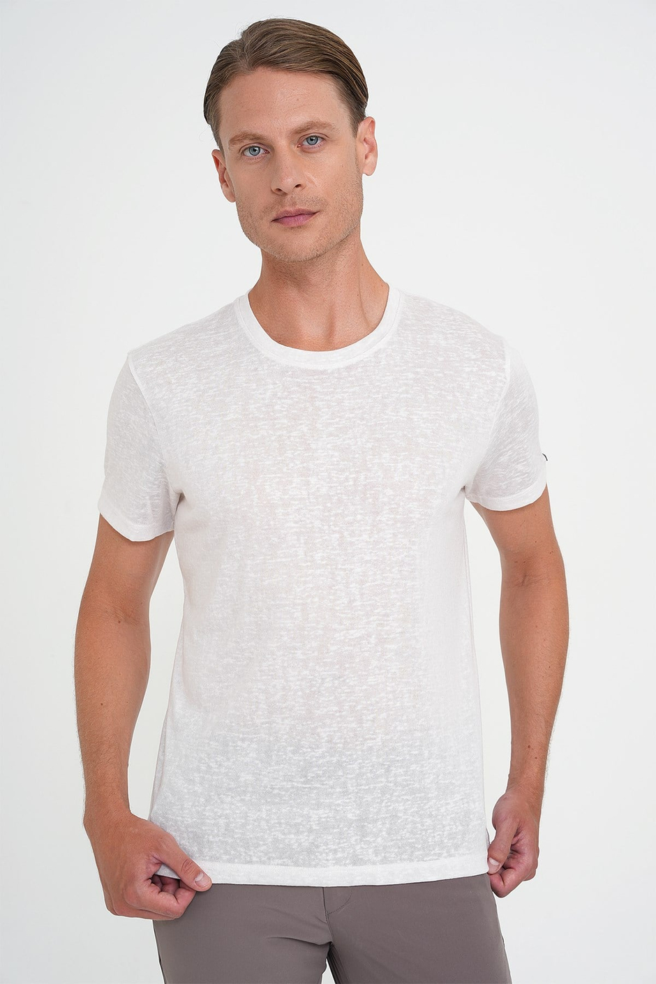 Comfort Fit Bisiklet Yaka Keten Karışımlı Ekru Tişört TS 902