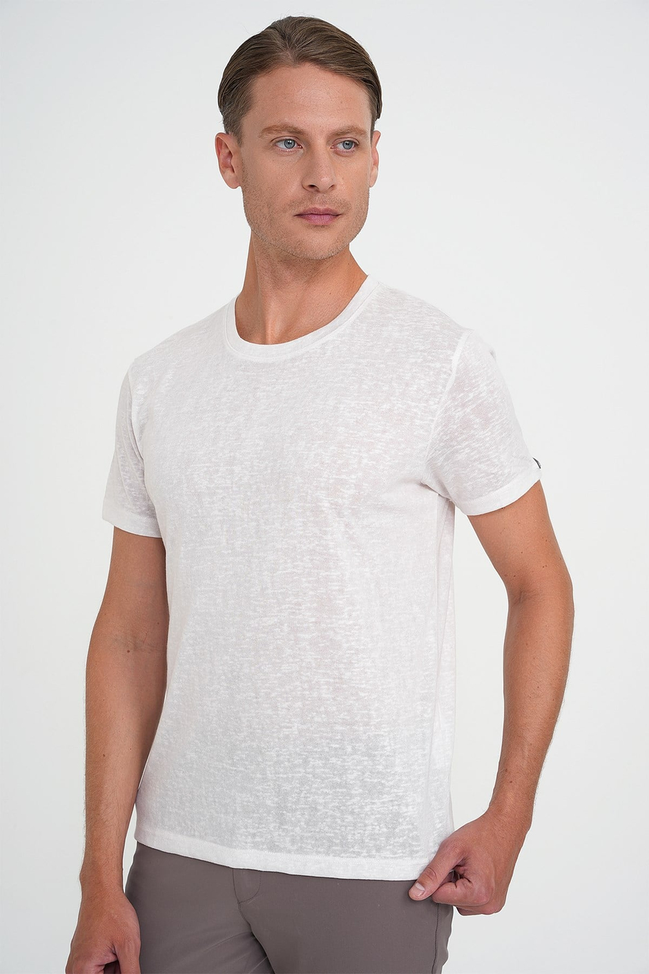 Comfort Fit Bisiklet Yaka Keten Karışımlı Ekru Tişört TS 902